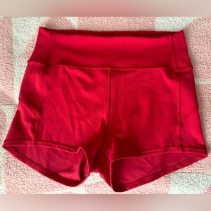 red wonder train high rise lululemon short 2’